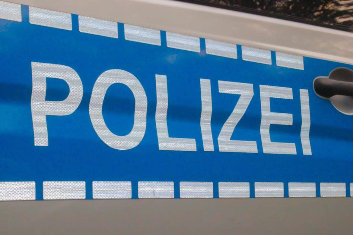 POLIZEI Schriftzug. (verwendbar beispielsweise als Symbolfoto)