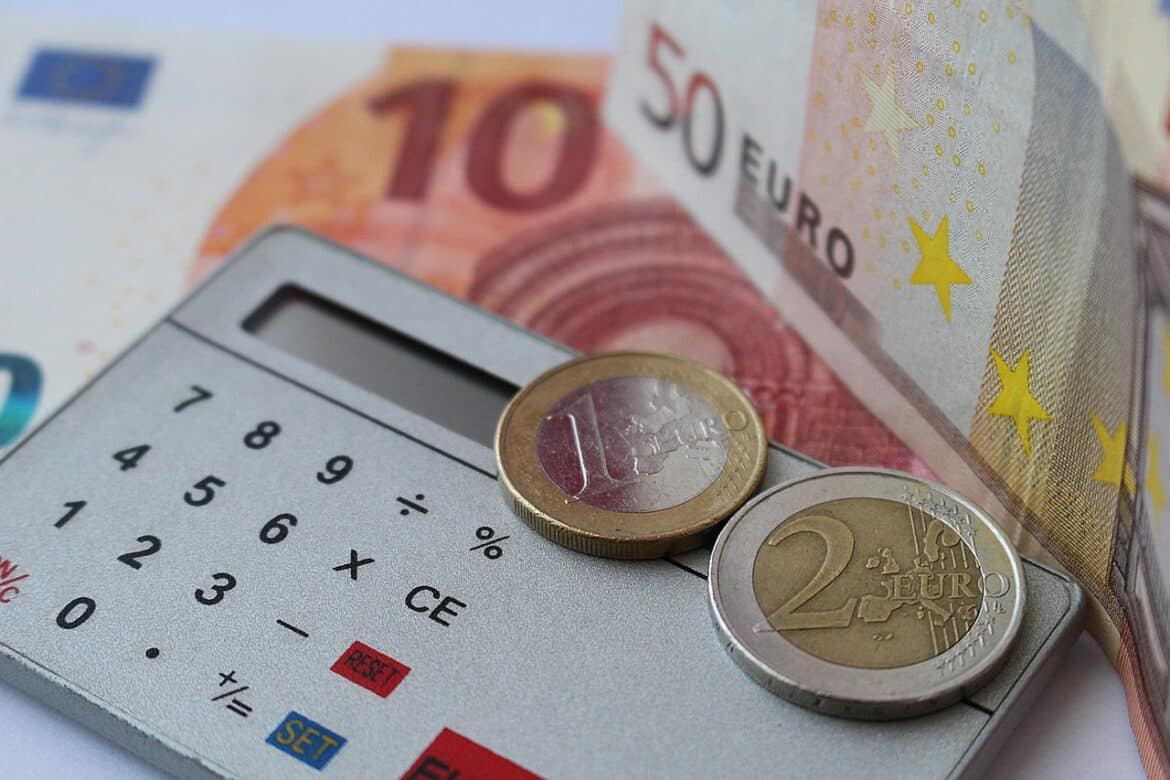 finance, money, banknotes, coins, calculation, calculator, finance, finance, finance, calculation, calculator, calculator, calculator, calculator, calculator